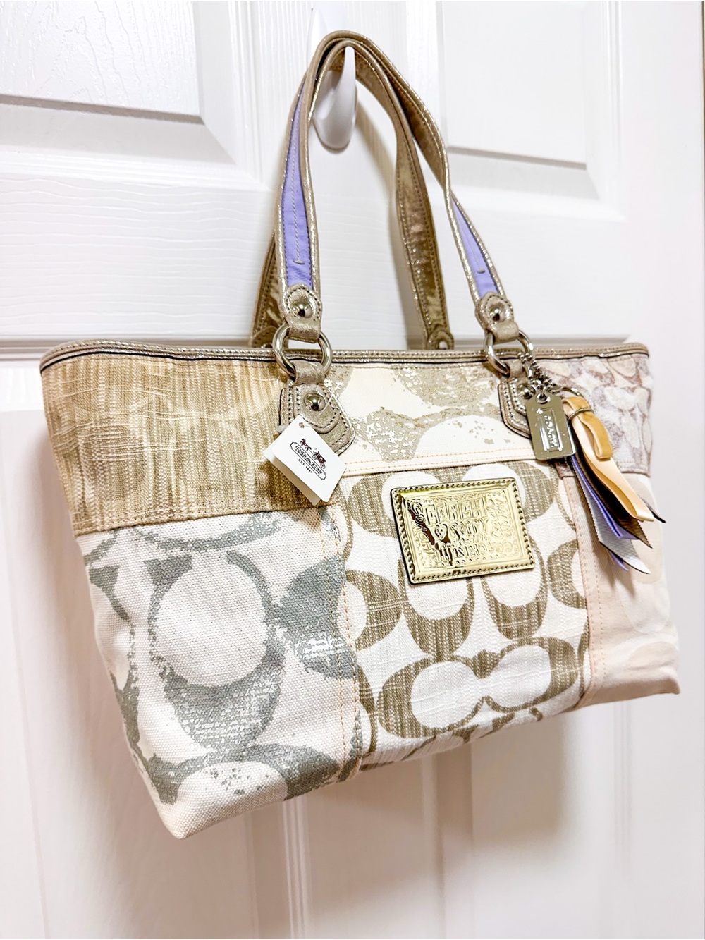 Coach Poppy Patchwork Glam Tote Signature Canvas - Picture 3 of 17